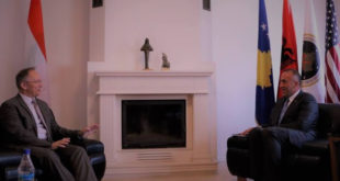 Haradinaj takon ambasadorin hungarez, bisedojnë për formimin e institucioneve