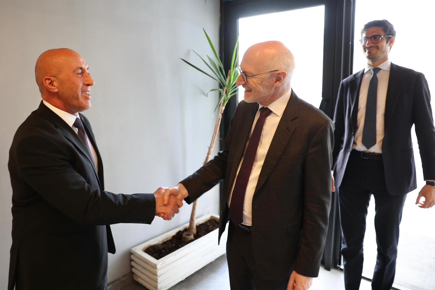 Ramush Haradinaj takon ambasadorin francez  kërkon mbështetje për integrimin euroatlantik dhe anëtarësimin në NATO