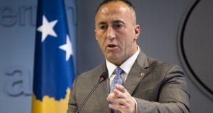 Haradinaj: Duhet t'u bëhet e qartë të gjithëve se Kosova nuk guxon të ulët në një tavolinë ku diskutohet për kufijtë
