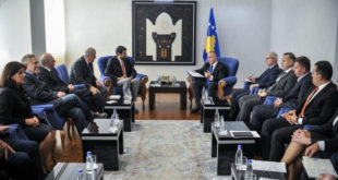 Kryeministri i Kosovës Ramush Haradinaj: Pallati i Rinisë t’i rikthehet Komunës së Prishtinës