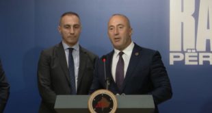Ramush Haradinaj: Duhet të tregojmë mbështetjen për regjistrimin e popullit shqiptar në Maqedoninë e Veriut