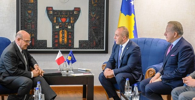 Kryeministri Haradinaj ka pritur në një takim ambasadorin jorezident të Maltës në Kosovë, Godwin Pulis