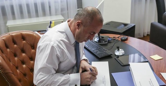 Kryeministri Haradinaj: Dita e Krishtlindjës, festë e solidaritetit, harmonisë dhe mirëkuptimit