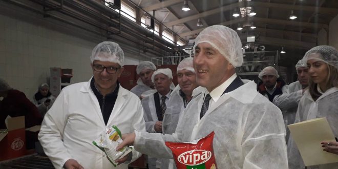 Haradinaj: Taksa prej 100% e vënë ndaj produkteve serbe, ka ndikuar në rritjen dhe shitjen e produkteve vendore