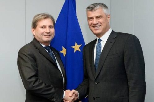 Thaçi falënderon komisionarin Hahn për mesazhet pozitive