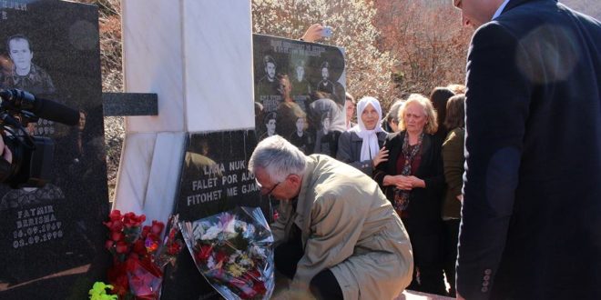 Mytaher Haskuka: Luftëtarët e UÇK-së do të mbeten të paharruar, sakrifica e tyre na solli lirinë