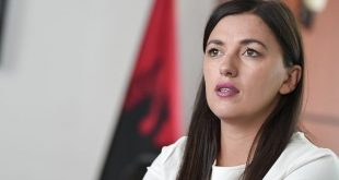 Haxhiu: Në dialog po shkojnë persona të papërgatitur që pasuritë e Kosovës të ndërtuara me djersë po ndajnë me Serbinë