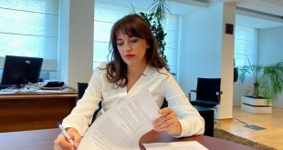 Albulena Haxhiu: Një delegacion i Ministrisë së Drejtësisë do t'i vizitojë ish-krerët e UÇK-së në Hagë në fund të shtatorit