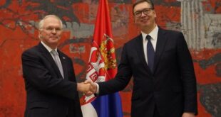 Hill dhe Vuçiq: Bisedimet e vetmja rrugë për të arritur marrëveshje përfundimtare mes Kosovës e Serbisë