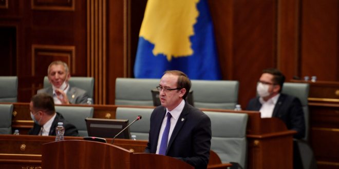 Kuvendi i Kosovës të enjten do të mbajë seancë e re, në rend dite janë edhe dy interpelanca të kryeministrit Hoti