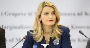 Dhurata Hoxha: Korrupsioni dhe nepotizmi jo vetëm gratë, por edhe të rinjtë i kanë larguar nga proceset pozitive në vend