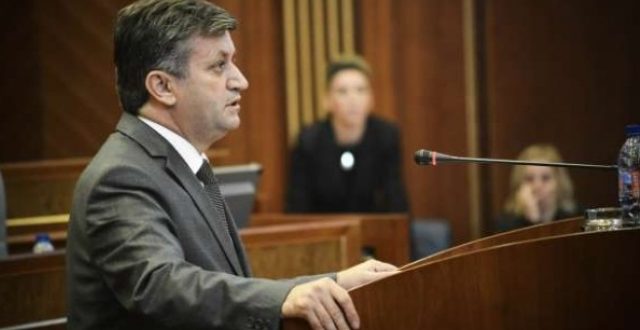 Beqiri: Dërguti ka keqpërdor logon e Kuvendit