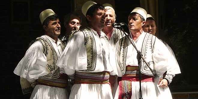 Arber Tepelena: Zhduket nga Ministria e Kulturës dosja e UNESCO-s për “iso-polifoninë” e sirenave