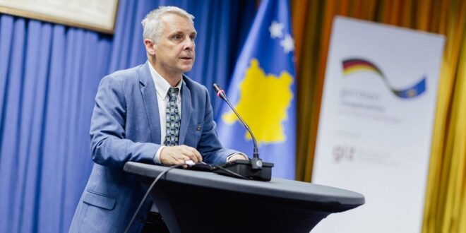 Jorn Rohde: Kosovën e pret një punë e vështirë, për t’i bindur ministrat e Jashtëm të KE-së që ta miratojnë anëtarësimin e saj