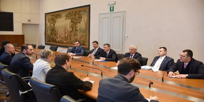 Kryetari i Kuvendit të Kosovës, Kadri Veseli, ka filluar vizitën zyrtare në Itali