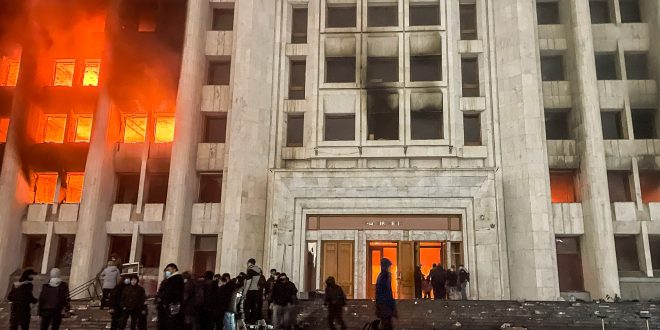 Gjatë javës së kaluar në protestat e dhunshme në Kazakistan janë vrarë 164 protestues e pjesëtarë të forcave të rendit