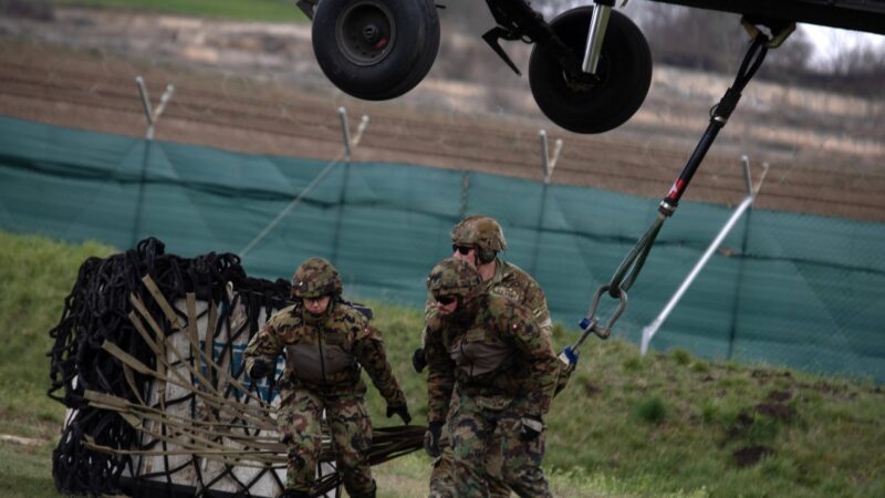 KFOR rrit gatishmërinë ushtarake në Kosovë  stërvitje të përbashkëta me ushtrinë zvicerane