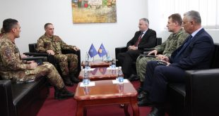 Ministri Rrustem Berisha dhe komandanti i FSK-së Rrahman Rama janë takuar me komandantin e KFOR-it gjeneral major Salvatore Cuoci
