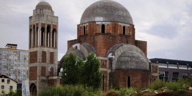 Universiteti i “Hasan Prishtina”, ngriti padi kundër Kishës ortodokse serbe dhe kundër kuvendit të komunës