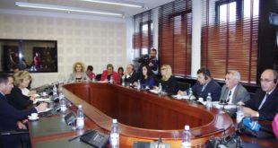 Apostollova: Për liberalizimin e vizave kërkohet përmbushja e kritereve