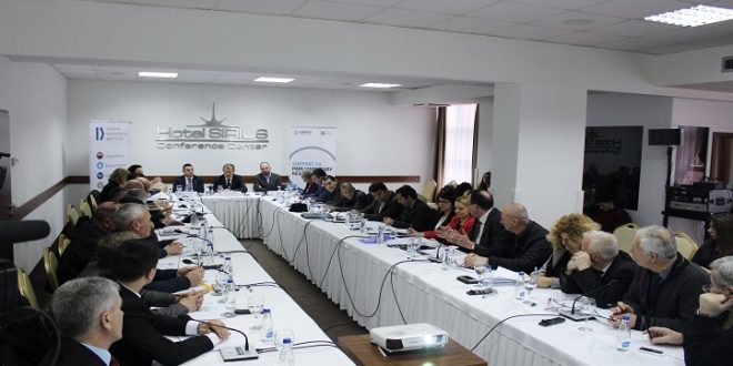 Komisioni për arsim mbajti dëgjim publik lidhur me Projektligjin për Inspektoratin e Arsimit në Kosovë
