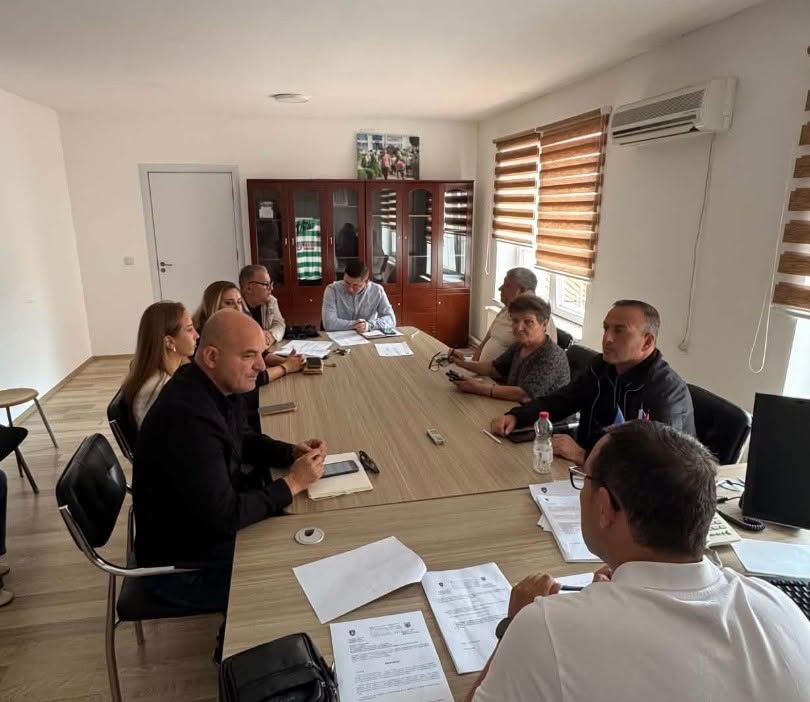 Komiteti për Komunitete mbajti mbledhjen e tetë