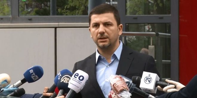 Memli Krasniqi: Partia Demokratike e Kosovës nuk do të votojnë asnjë qeveri e cila nuk udhëhiqet nga ajo