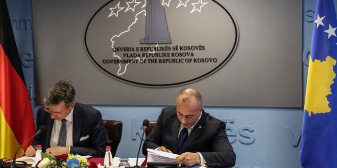 Haradinaj dhe ambasadori, Heldt, nënshkruam memorandumin për krijimin e Parkut për Inovacion dhe Trajnim në Prizren
