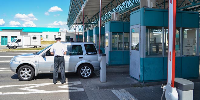 Shqiptarët ndalohen në kufirin Kroaci-Serbi, u kërkohet një letër ku mohohet shtetësia e Kosovës