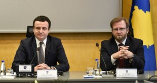 Vetëvendosja e ka përjashtuar nga Grupi Parlamentar deputetin, Haki Abazi, i cili të flasë, pa e pyetur Albin Kurtin