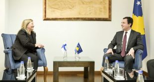 Ambasadorja Stjernvall: Finlanda është i interesuar që të ndihmojë Kosovën në trajnimin e administratës