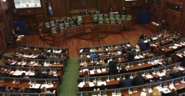 Kërkohet miratimi i buxhetit nga kjo legjislaturë, ndryshe nuk mund të ekzekutohen ndihmat financiare dhe qytetarët mbesin pa paga