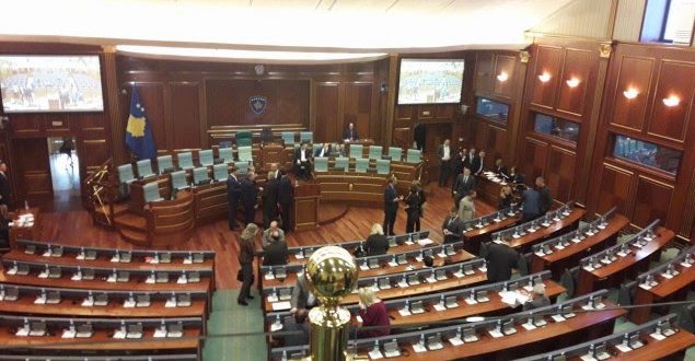 Kuvendi i Kosovës do të mblidhet sot ku pritet të bëhet rishikimit të buxhetit që do t'i hapte rrugë zbatimit të pakos emergjente fiskale