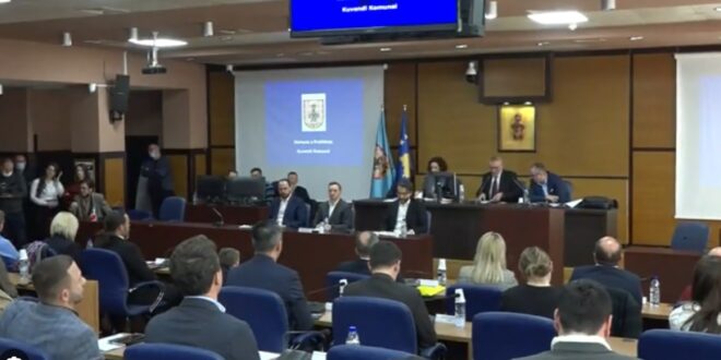 Grupi i asamblistëve të Vetëvendosjes në Kuvendin e Prishtinës, nuk merr pjesë në seancën, që do mbahet sot