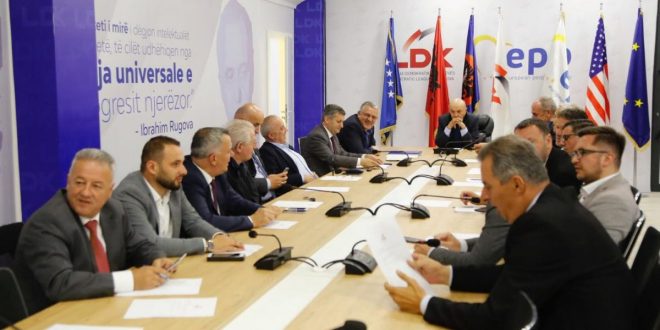 Pas humbjes së thellë që pësoi në zgjedhjet e djeshme mblidhet urgjentisht kryesia e Lidhjes Demokartike të Kosovës
