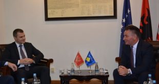 Ministri i Infrastrukturës, Pal Lekaj, ka pritur në një takim, ministrin malazez, Dalibor Milosheviq