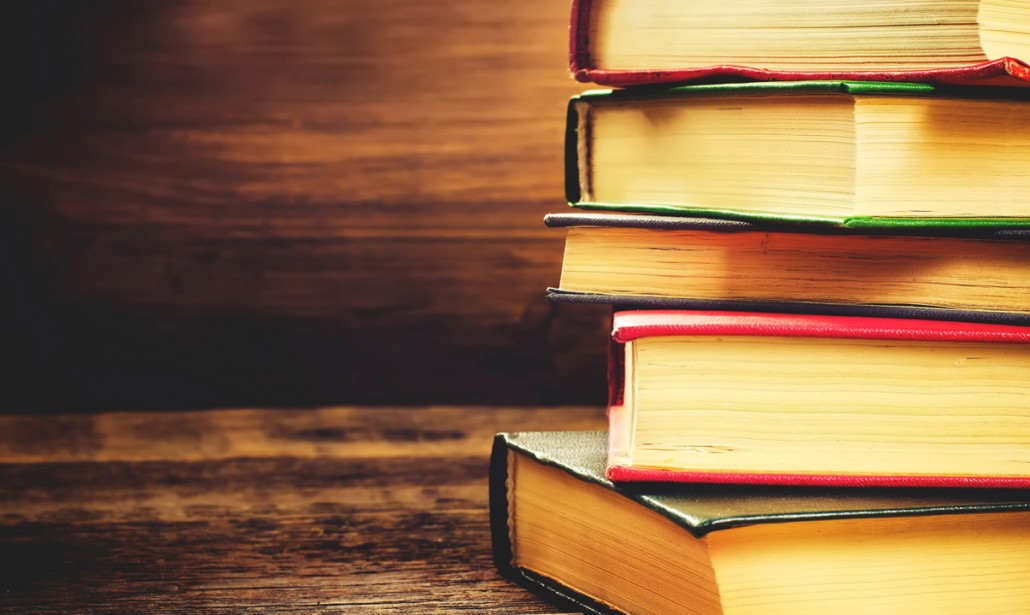 fatmir-grejqevci-te-gjithe-miqve-te-mikut-me-te-mire-librit-urime-dita-e-tij