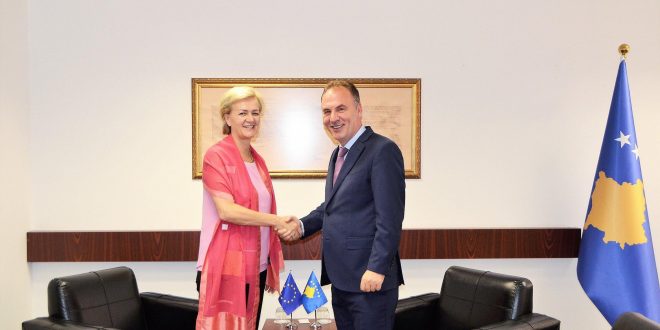Limaj ka pritur në takim drejtoreshën e BE-së për Evropën Perëndimore, Ballkanin Perëndimor, Angelina Eichhorst