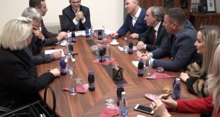 Ministri i Zhvillimit Ekonomik, Valdin Lluka: Qeveria t’i shfrytëzojë shërbimet e Postës së Kosovës