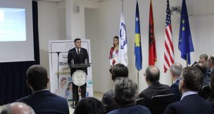 Universiteti “Kadri Zeka” me një ceremoni solemne ka shënuar 7-vjetorin e themelimit