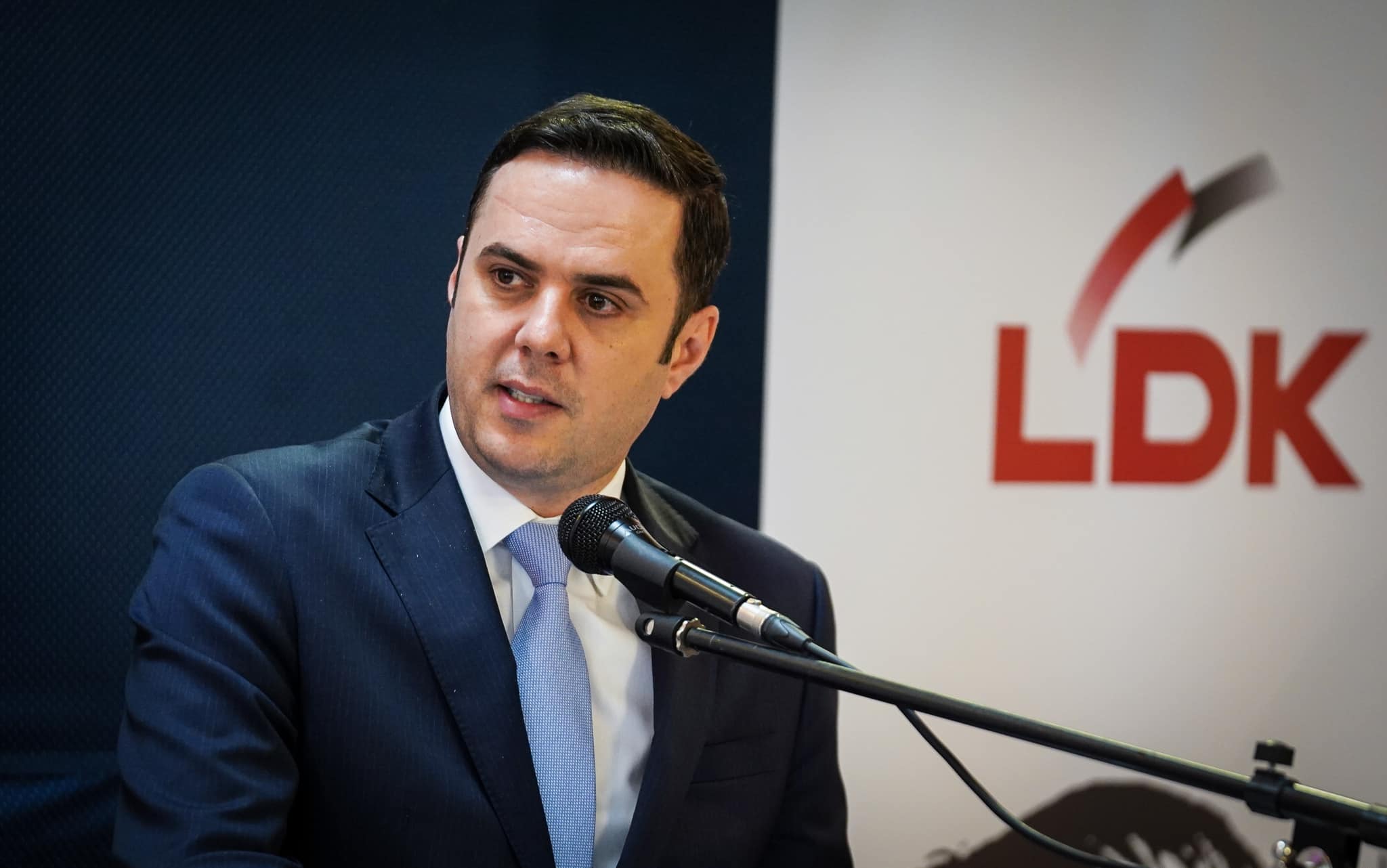 Lumir Abdixhiku pas shpalljes së zgjedhjeve  ndryshimi është në dorën e qytetarëve