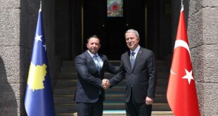 Ministri i Mbrojtjes Armend Mehaj ka takuar Ministrin e mbrojtjes të Turqisë, Hulusi Akar