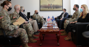 Ministri Mehaj, takohet me komandantin e Ushtrisë Amerikane në Evropë dhe Afrikë, gjeneral Christopher Cavoli
