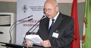 Ka ndërruar jetë në moshën 84-vjeçare, gjuhëtari i njohur shqiptar, Mehmet Çeliku