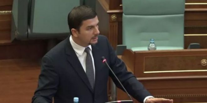 Krasniqi: Marrëveshjet financiare nuk janë më të rëndësishme se mirëqenia e qytetarëve e cila nuk po duket si prioritet i qeverisë Hoti