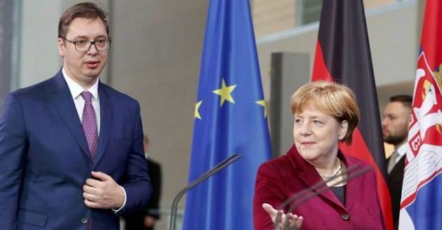 Merkel i thotë Vuçiqit: Çështja Kosovës është e mbyllur ajo është një shtet i pavarur