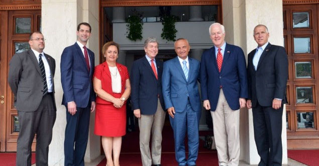 Kryetari Meta: Bashkëpunimi kundër terrorizmit me SHBA-të dhe NATO-n është vendimtar për sigurinë e Shqipërisë
