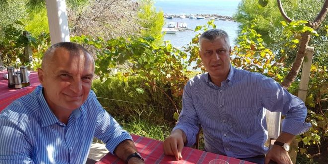 Kryetari i Shqipërisë, Ilir Meta është takuar sot në Durrës me homologun e tij nga Kosova, Hashim Thaçi