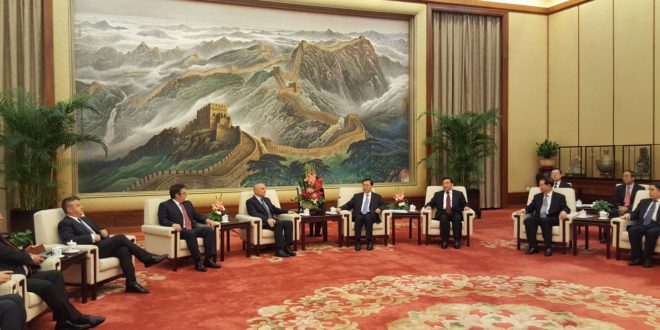 Kryekuvendari Ilir Meta u prit në vizitë nga kryetari i Asamblesë Kombëtare Popullore të Kinës, Zhang Dejiang