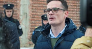 Demokracia Studentore kundër punimeve tinëzare të kishës serbe në ambientet e Universitetit të Prishtinës